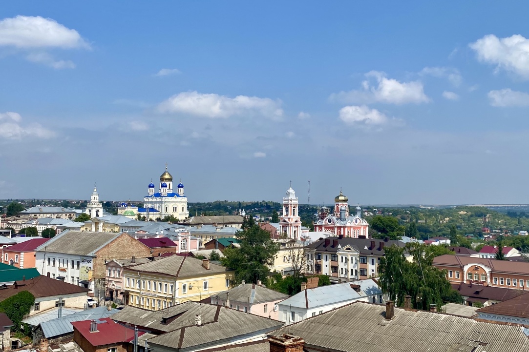 Елец. Вид на Церковь Архангела Михаила и Вознесенский собор